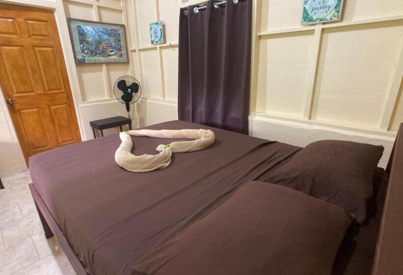 小室, Yejos Jungle Lodge