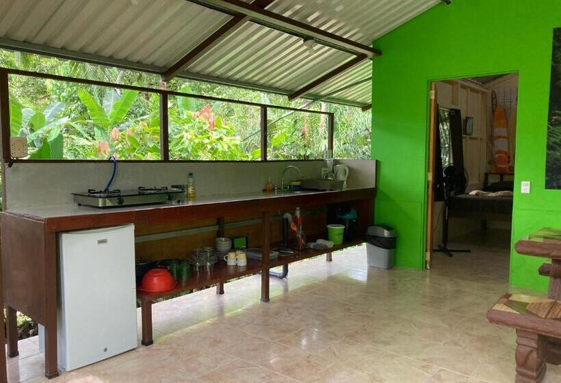 小室, Yejos Jungle Lodge