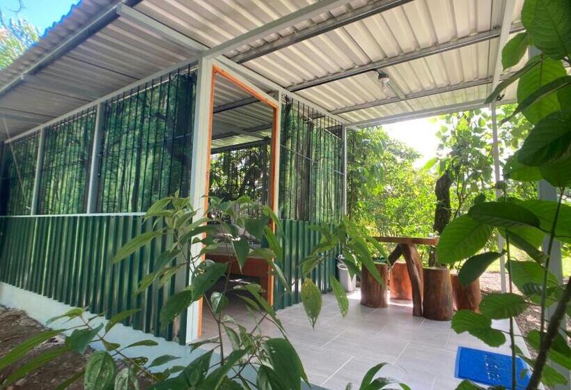 家庭洋房, Yejos Jungle Lodge