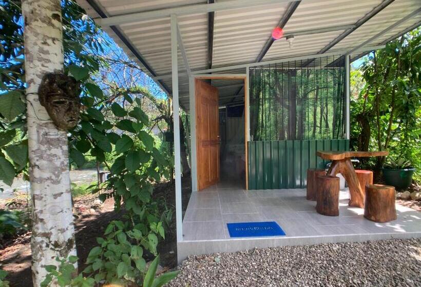 家庭洋房, Yejos Jungle Lodge