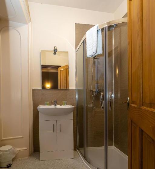 غرفة كلاسيكية, The Wheatsheaf Inn