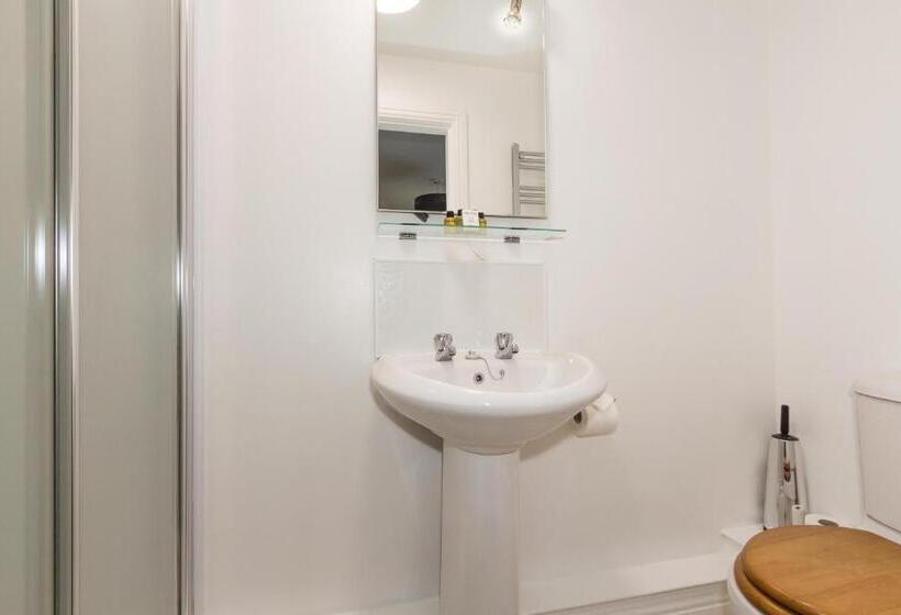 غرفة سوبيريور, The Wheatsheaf Inn