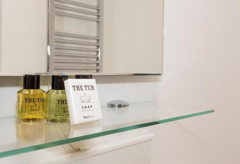 غرفة سوبيريور, The Wheatsheaf Inn