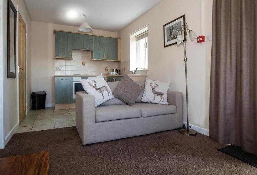 غرفة عائلية, The Wheatsheaf Inn