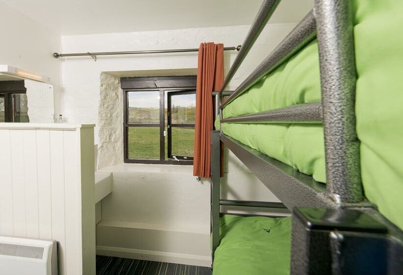 سرير فى غرفة مشتركة مزودة بحمام مشترك, Yha Dartmoor