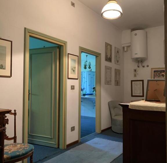 带共用浴室的标准房间, B&b Villa Gradenigo