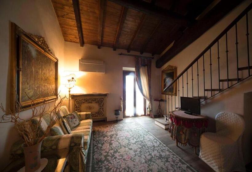 スイート, Castello Di Vigoleno