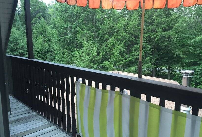 جناح مطلّ علي الحديقة, Chalet Rosemarie