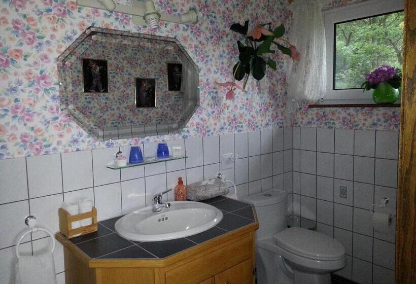 Suite with lake view, Chalet Rosemarie