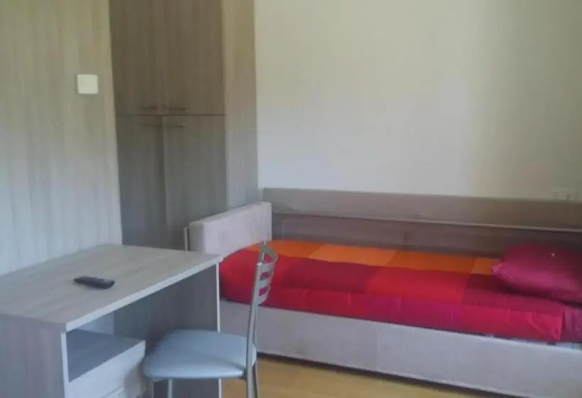 スタンダード４人部屋, La Vecchia Scuola