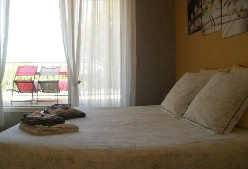 スイート（家族用）, Les Jardins De La Grange