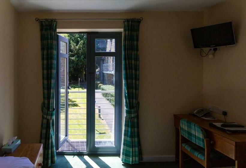 غرفة قياسية, Middle Aston House