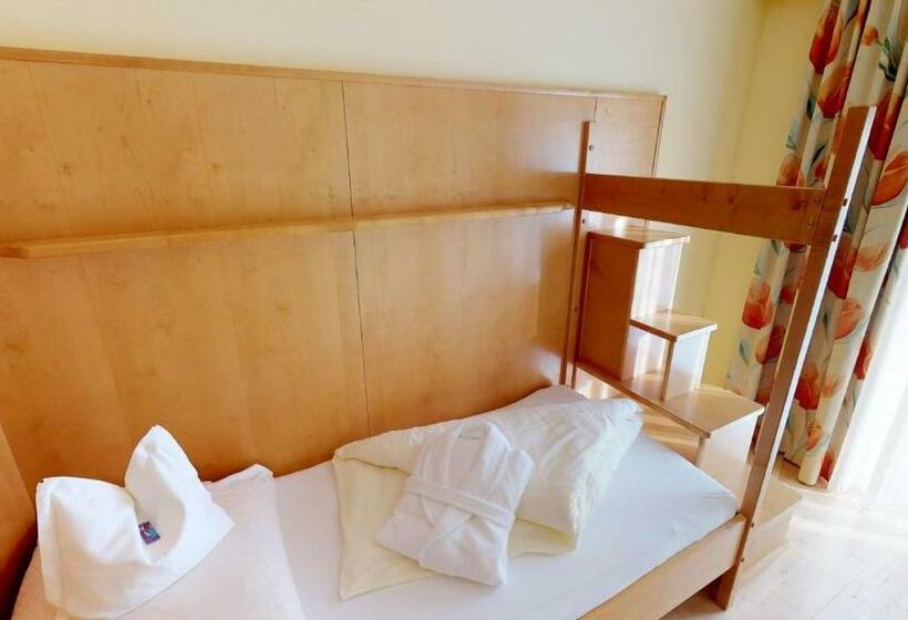 غرفة قياسية فردية مزودة بشُرفة, Das Kleine Familienhotel Koch