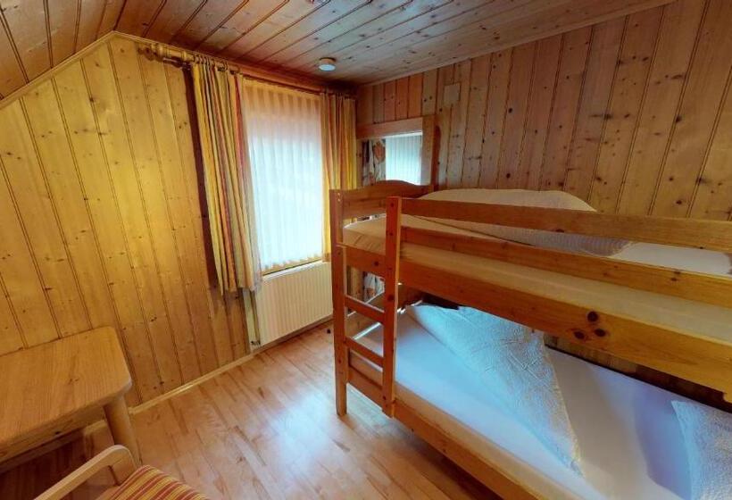 جناح عائلي, Das Kleine Familienhotel Koch