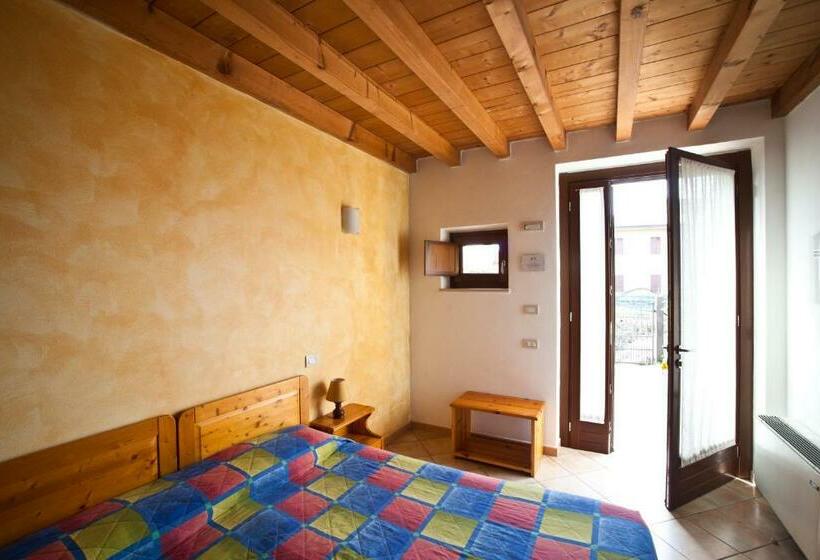 חדר סטנדרט, Agritur Le Sigalette