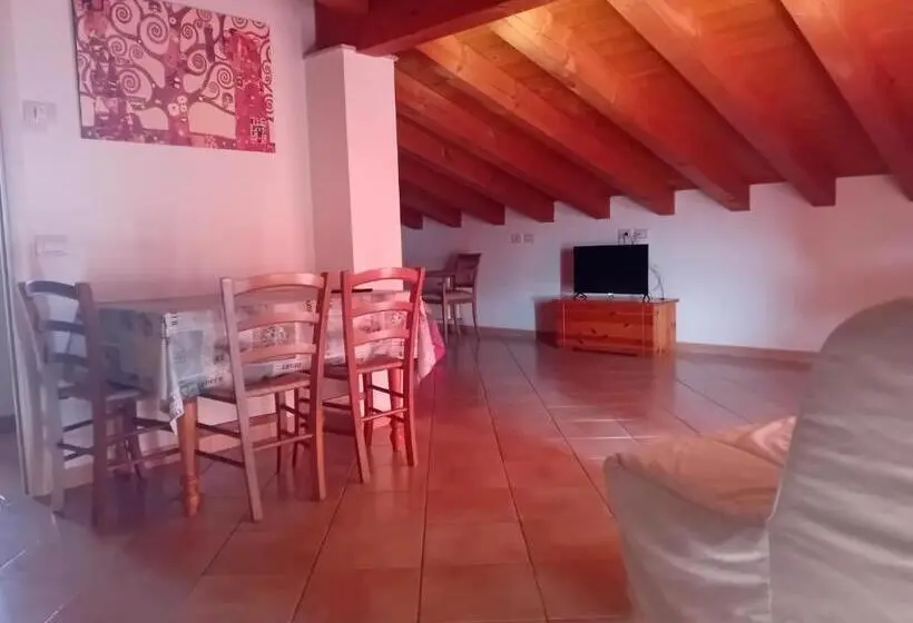 スタンダードスタジオ, Agritur Le Sigalette