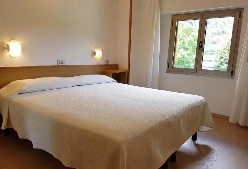 スタンダードシングルルーム, Albergo Miralaghi