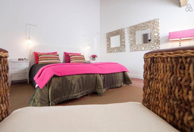 جناح, Casa Da Serra