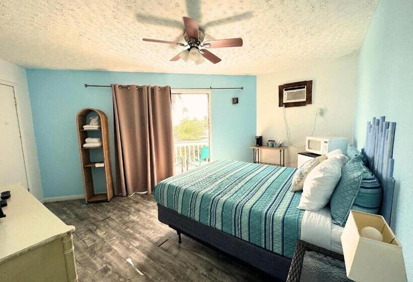 Номер Стандарт с Балконом, Conch Key Fishing Lodge & Marina