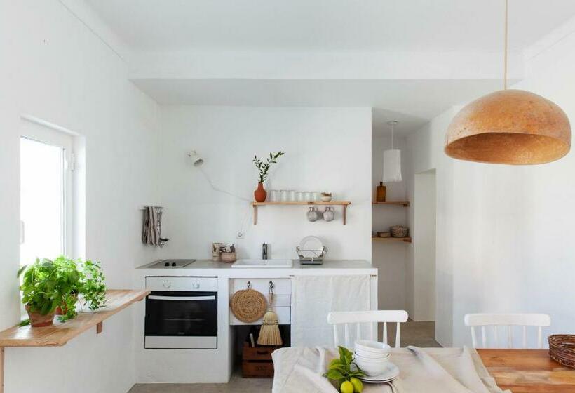 كابينة, Cucumbi