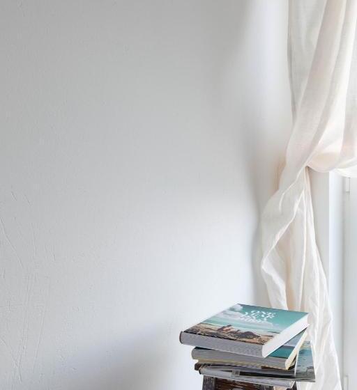 غرفة قياسية مطلّة علي الحديقة, Cucumbi