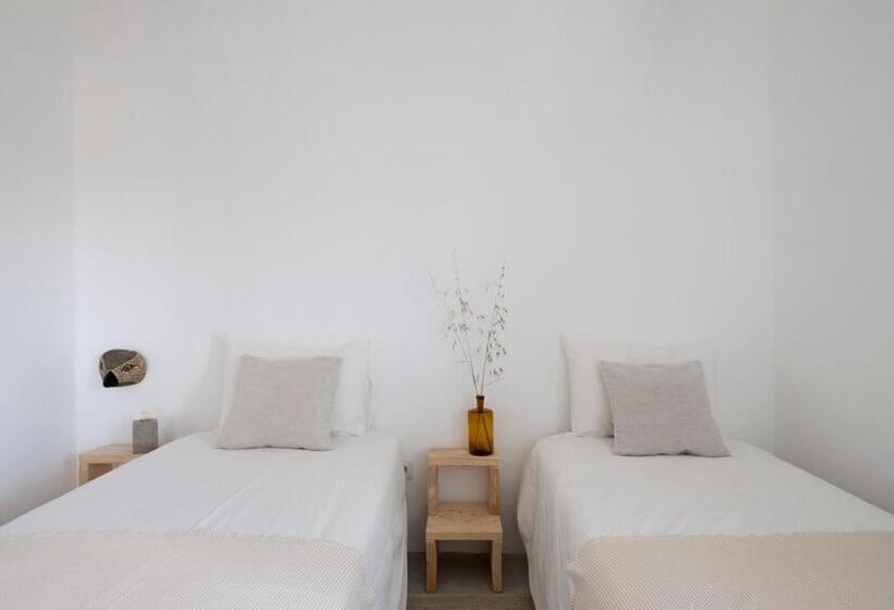 شقة بغرفة نوم واحدة, Cucumbi