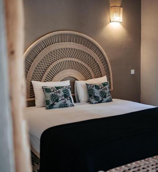 Номер Deluxe Кровать Кинг, Domaine De Tameslohte