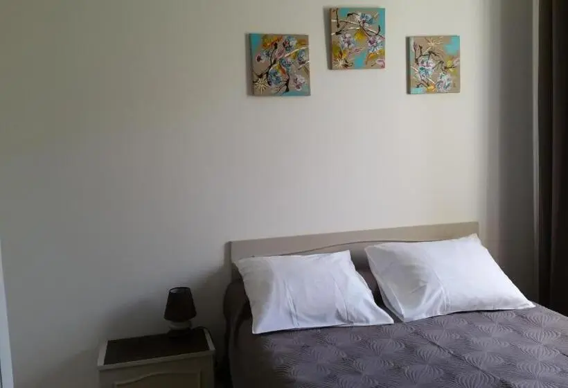 Standard Room, Hôtel Restaurant Les Chasseurs