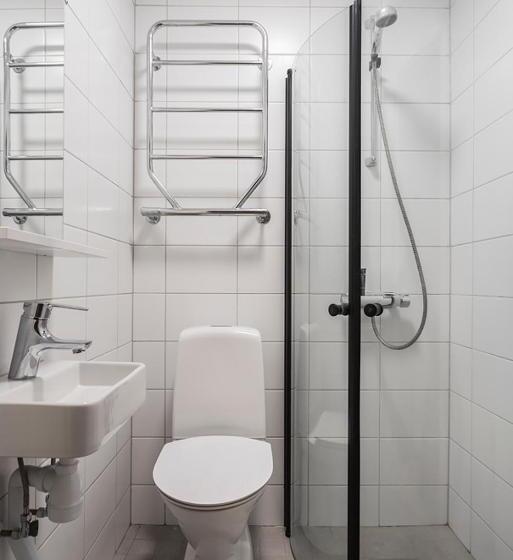 غرفة قياسية فردية, L Mavi