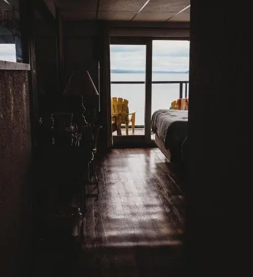スタンダードルーム, The Oceanfront