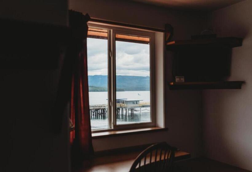 サイドオーシャンビュースタンダードルーム, The Oceanfront