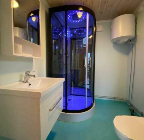 침실 1개 주택, Visitor Stugby