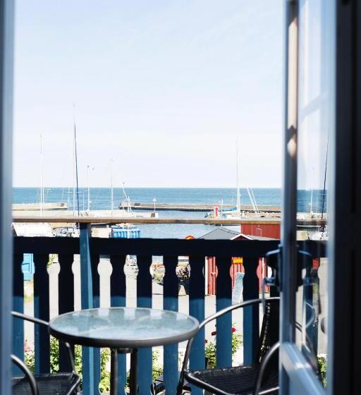 חדר סופריור עם נוף לים ומרפסת, Bobergs På Hamngården