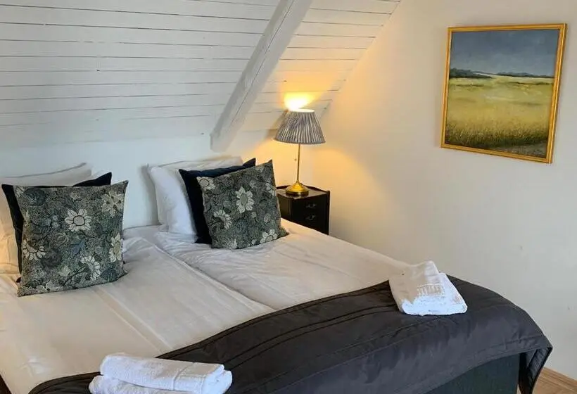 バルコニーつきオーシャンビュースーペリアルーム, Bobergs På Hamngården