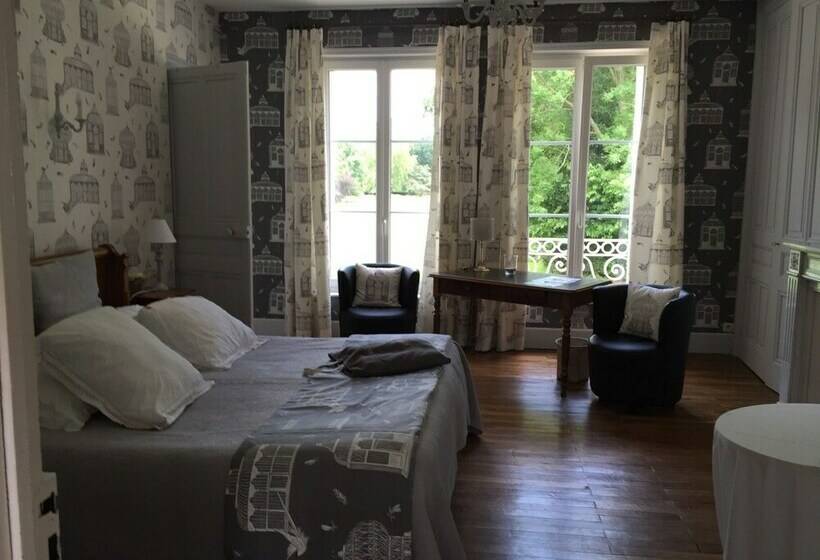 Номер Стандарт, Chambres D Hotes Spa Château D Omiécourt
