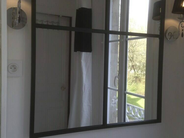 غرفة قياسية, Chambres D Hotes Spa Château D Omiécourt