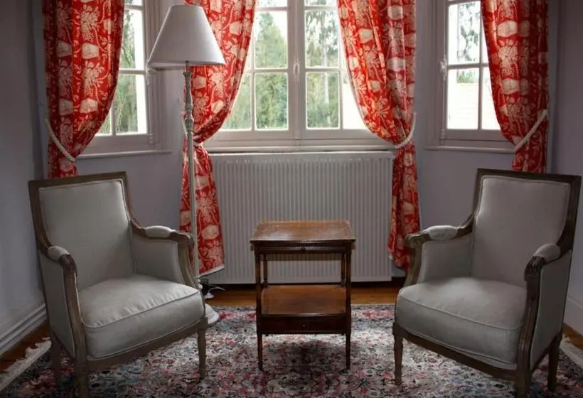 スイート, Chambres D Hotes Spa Château D Omiécourt