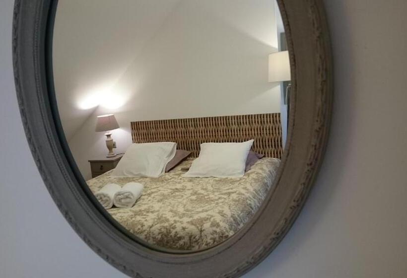 شقة غرفتين, Chambres D Hotes Spa Château D Omiécourt