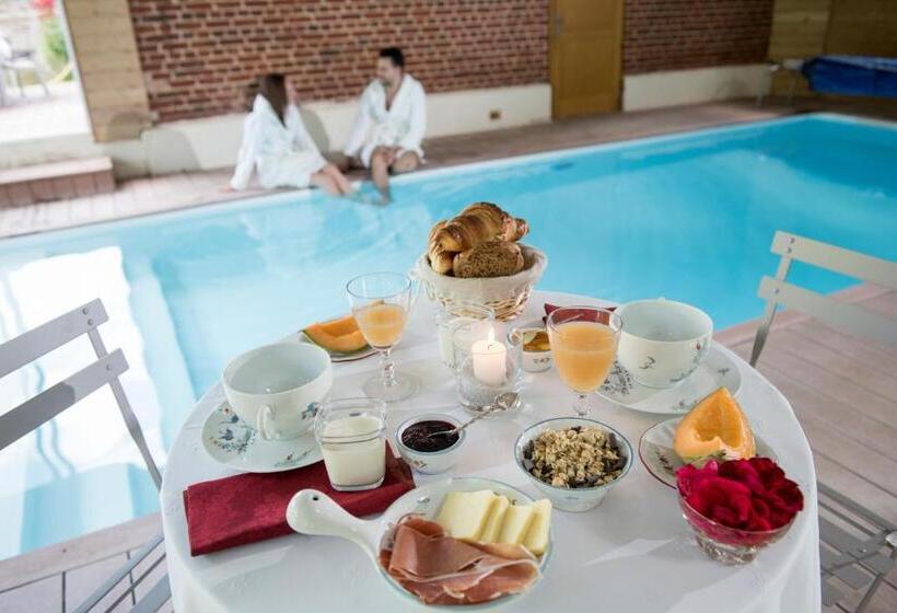 Дом 3 Спальни, Chambres D Hotes Spa Château D Omiécourt