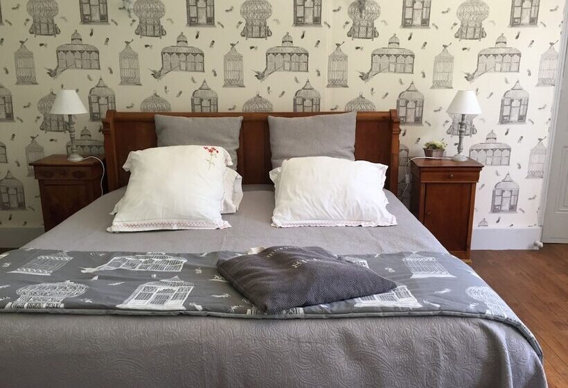 Номер Стандарт, Chambres D Hotes Spa Château D Omiécourt