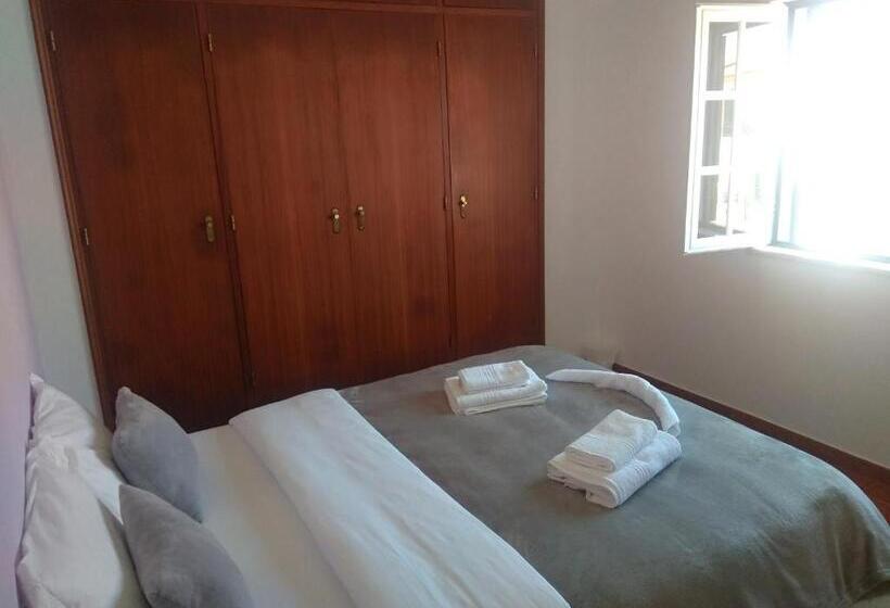 2ベッドルームハウス, Ergobeach House