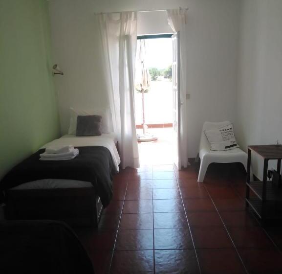 침실 2개 주택, Ergobeach House