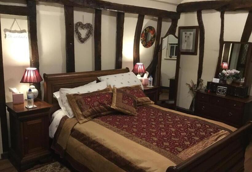 Хижина, Ivy Todd Cottage