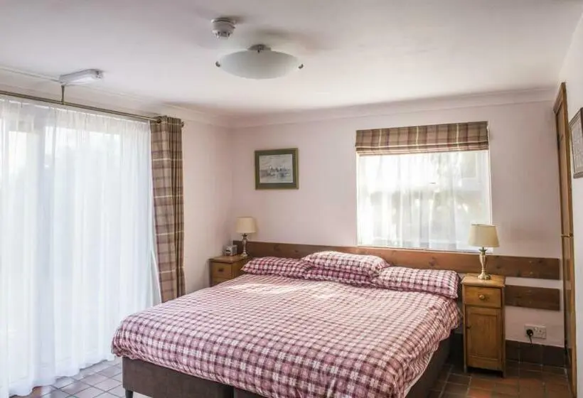 スタンダードルーム, Llanerchindda Farm Guest House