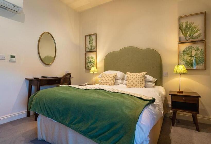 غرفة كلاسيكية, The Hoste And The Vine House Hotels