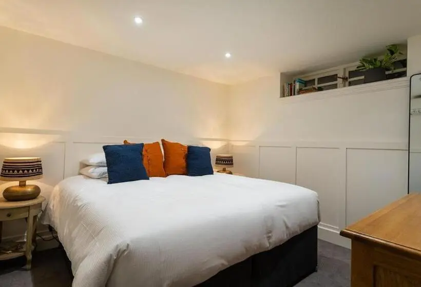 １ベッドルームのデラックスアパートメント, The Hoste And The Vine House Hotels