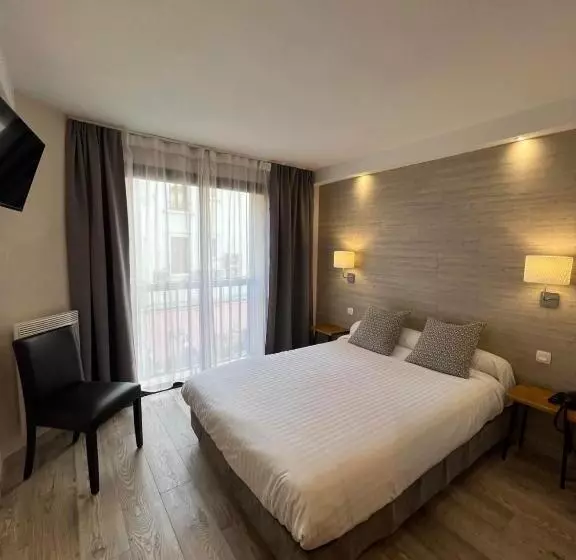 اتاق استاندارد, Au Bec Fin Hôtel