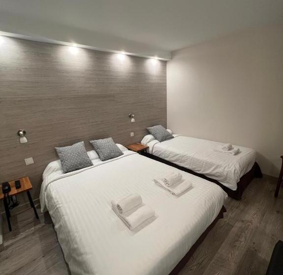 스탠다드 트리플 룸, Au Bec Fin Hôtel