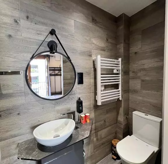 اتاق راحتی, Au Bec Fin Hôtel