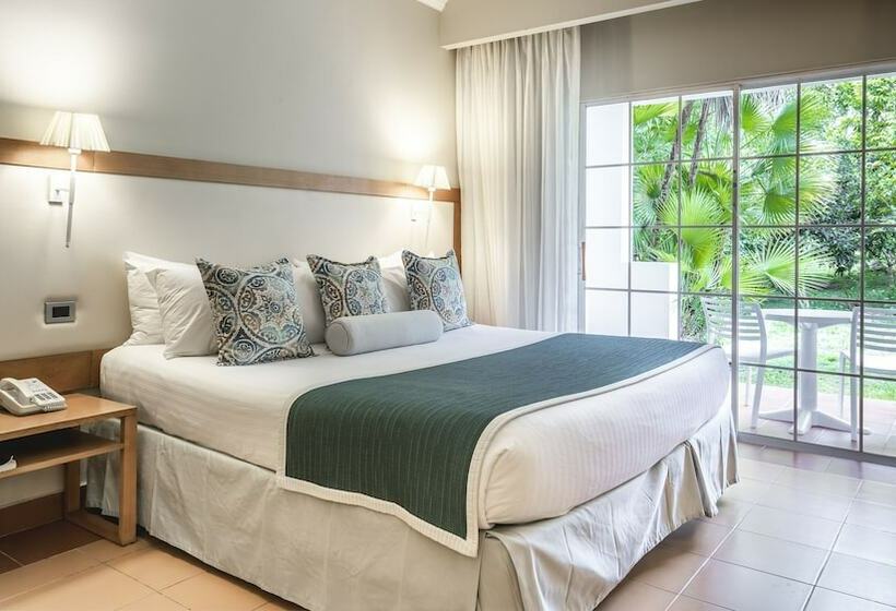 סוויטת קלאב ג'וניור, Sunscape Dominicus La Romana All Inclusive